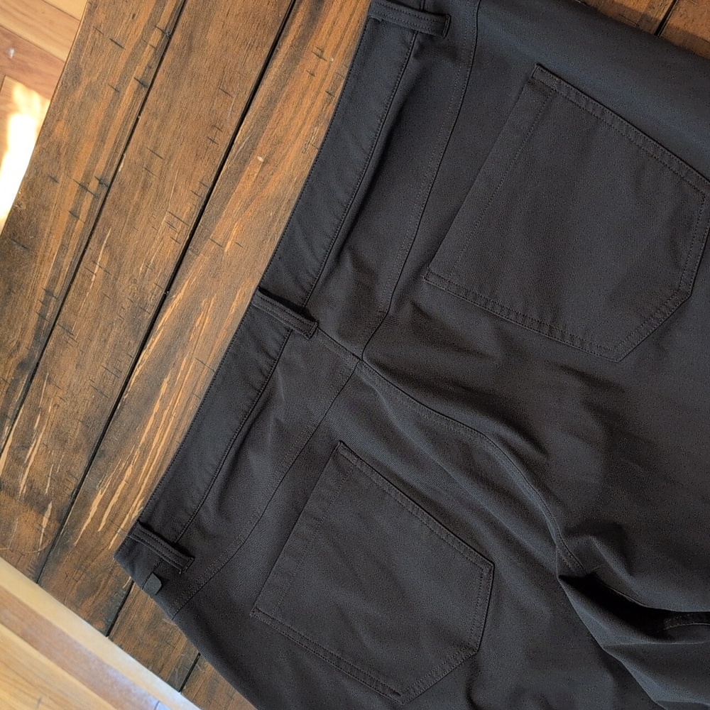 Lululemon ABC Pants Classic Warpstream 40x28.5" - Picture 7 of 10